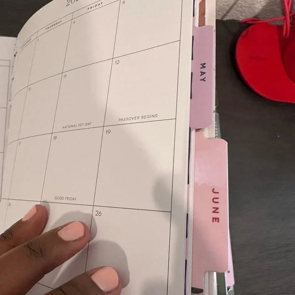 Disney Snow White Classic Happy Planner Dated to June 2026 - Picture 5 of 7